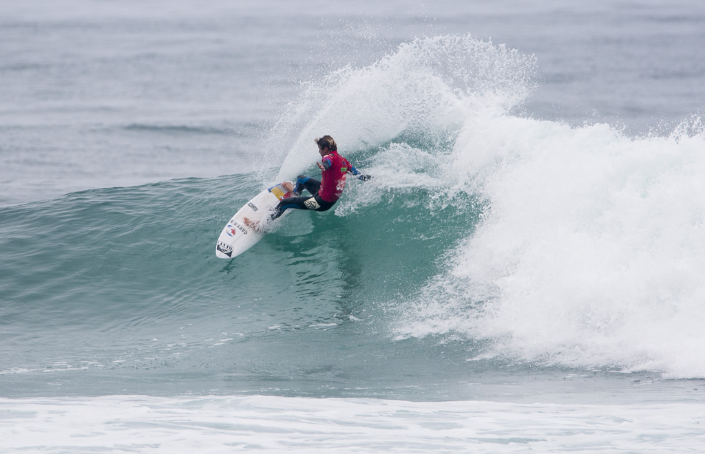 Anthony Fillingim from Costa Rica had the highest total heat score of Main Event Round 3, with a total score of 16.36. Photo: ISA/Rommel Gonzales
